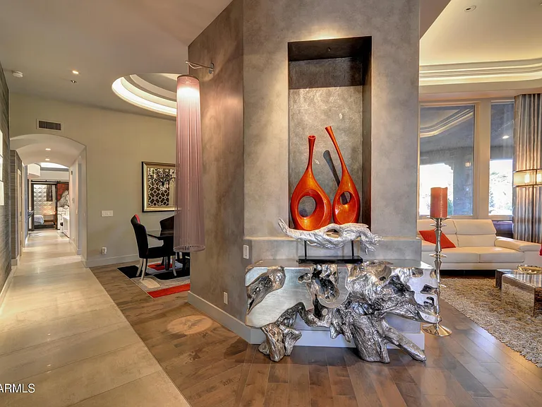 10220 E Desert Cove Ave — Photo 9
