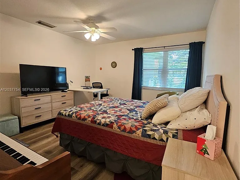 3015 SW 21st Ter #371B — Photo 15