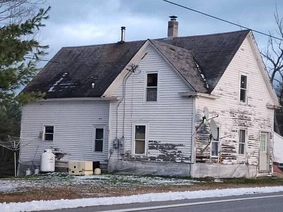 3rd image of 4767 Bennoch Rd