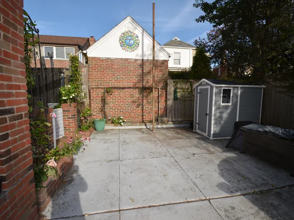 190 Beach 137th Street image 20 of 24