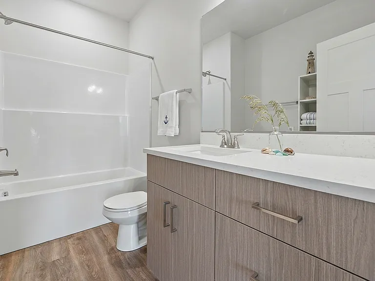 661 Brezza Dr — Photo 3