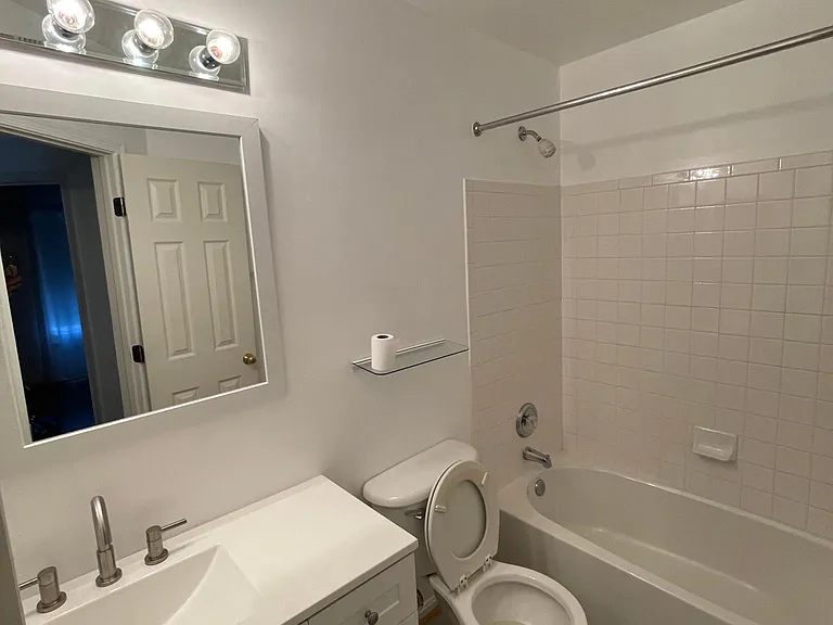 12916 Hyannis Ln — Photo 14