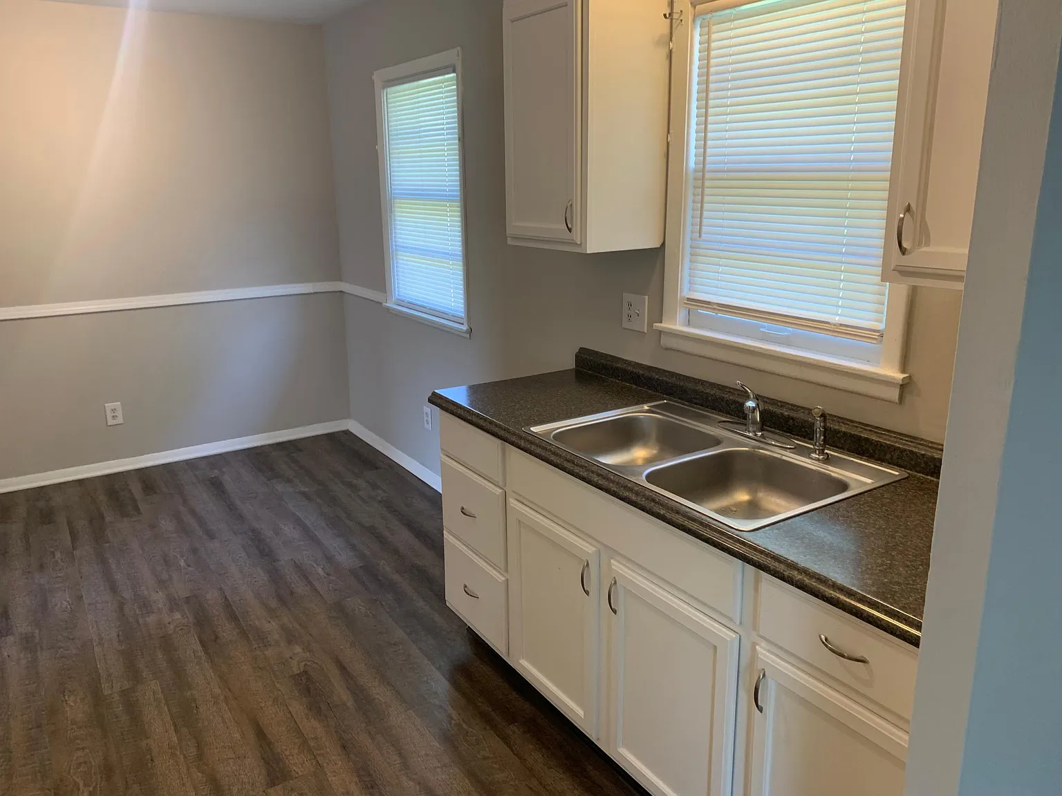 7503 Rutledge rd 40258 — Photo 2
