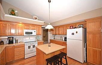 4th image of 12850 NW Oakside Ct