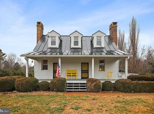 7 Rhododendron Ln, Castleton, VA 22716