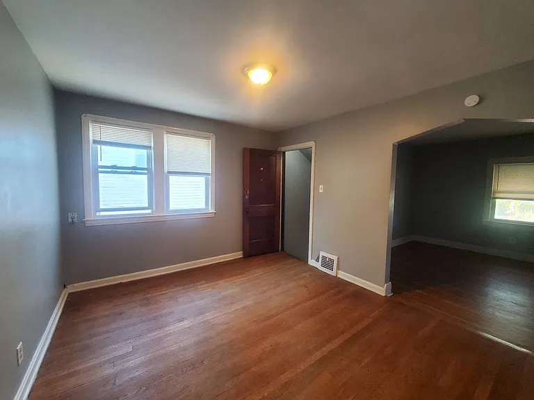 3243 W 115 ST — Photo 19