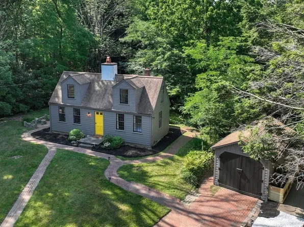 614 Grove St, Norwell, MA 02061
