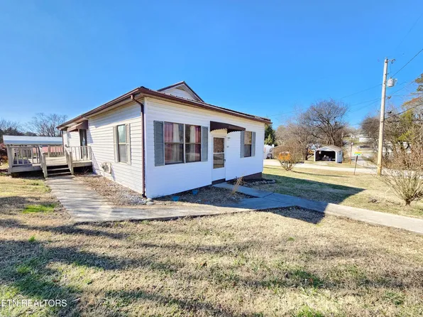 305 Abrams St, Rockford, TN 37853