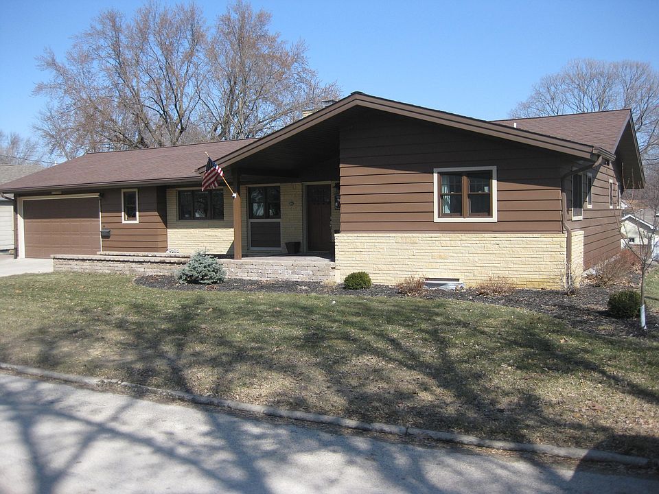 1st image of 504 Palmer St