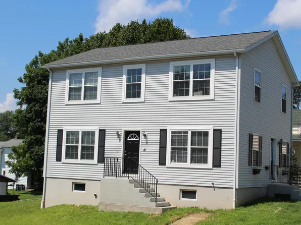 41 Chestnut St, Jenkins Township, PA 18640