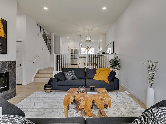 4th image of 10213 Avenue Nw #92A