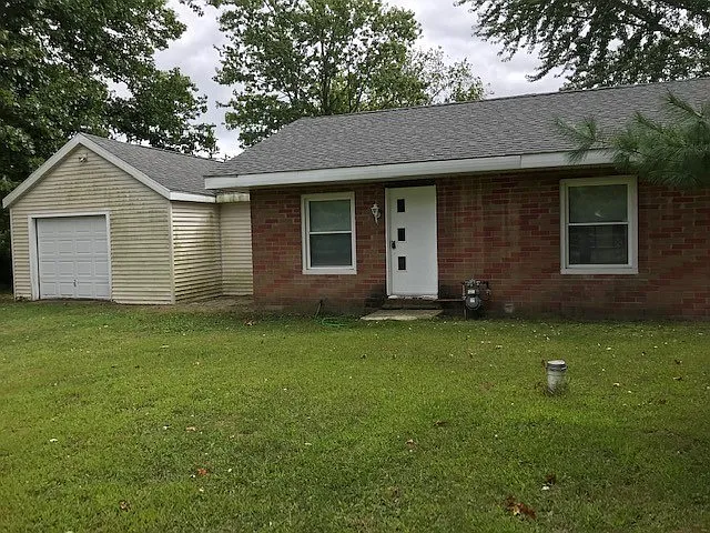 2554 Little St — Photo 1