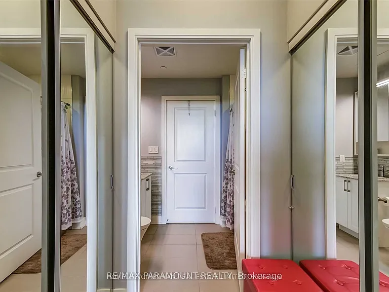9600 Yonge St #706B — Photo 21