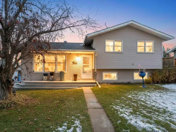 1909 W 25th Ave, Delburne, AB T0M 0V0