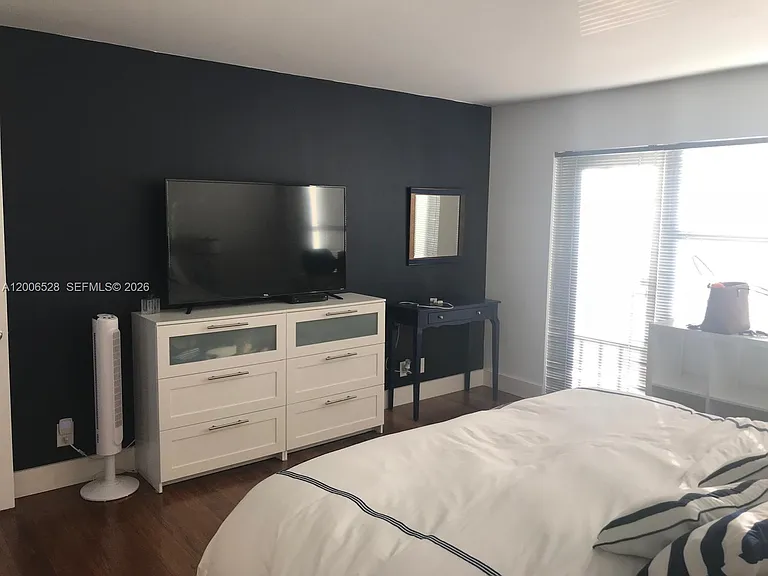 4900 N Ocean Blvd #413 — Photo 5