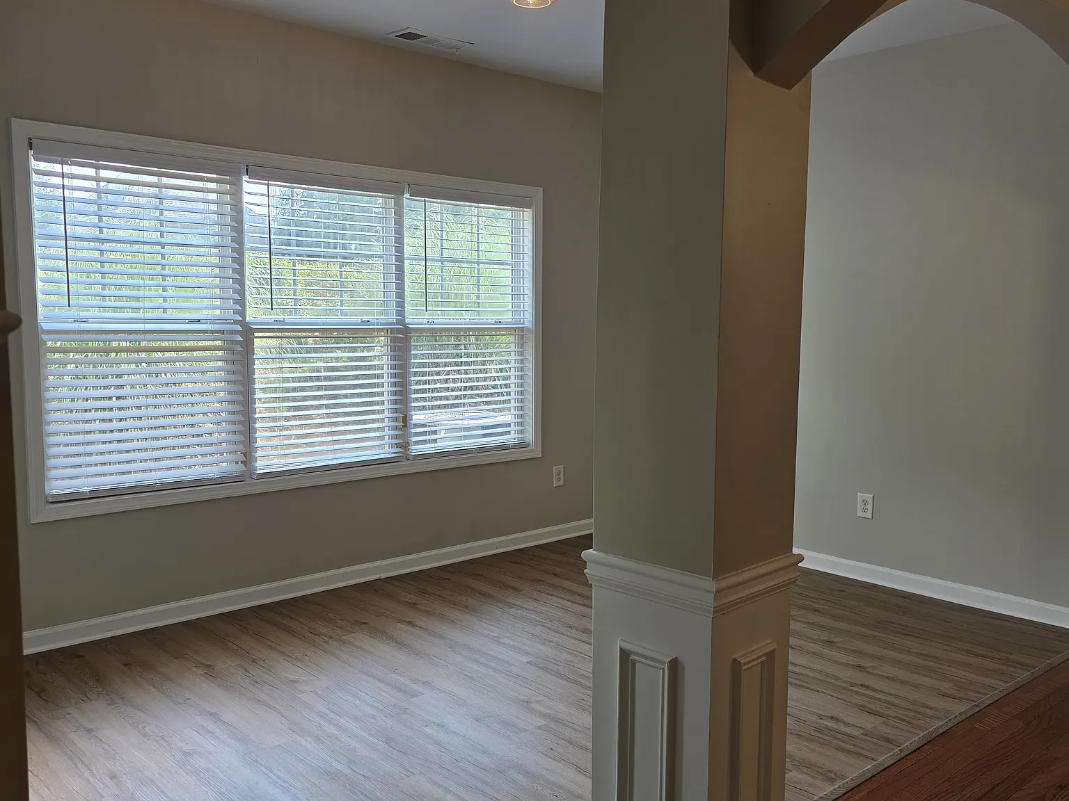 Austin Meadows Dr, Decatur — Photo 4