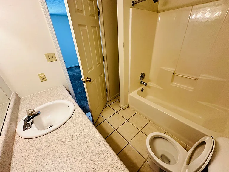 75 Majestic Dr — Photo 16
