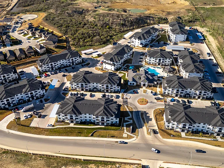 Applewood Ranch Apartments — Photo 4
