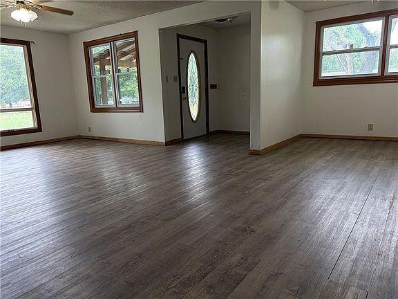 5th image of 308 S 17th St