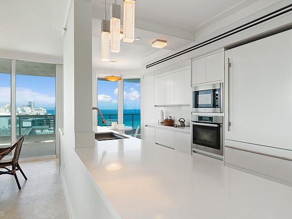 4th image of 5025 Collins Ave APT 2106