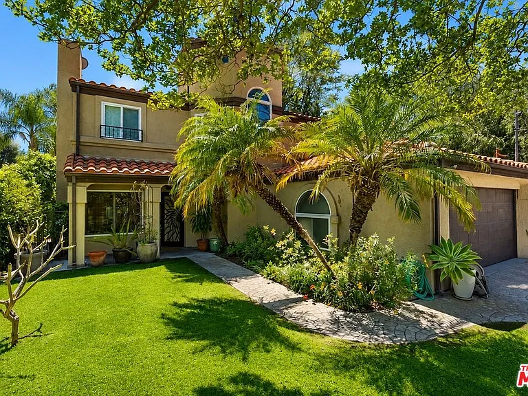 12834 Landale St — Photo 52