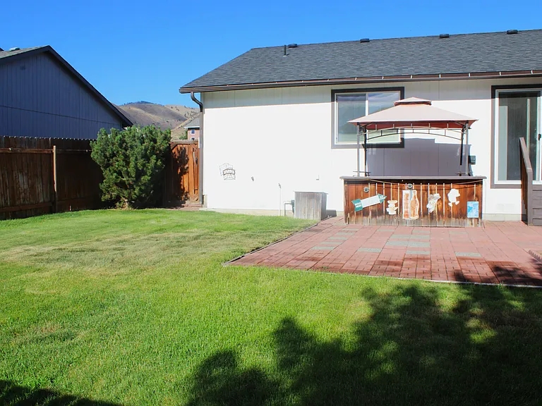 1497 Trisha Way — Photo 13