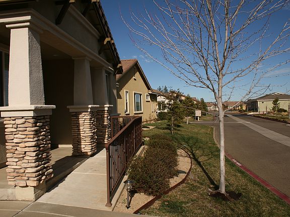 2nd image of 3461 Eskaton Drive