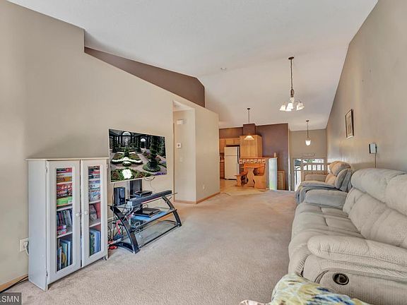 5th image of 1113 Honeysuckle Ln SE