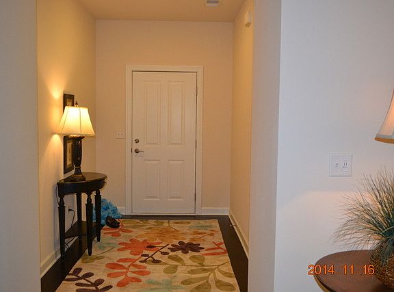 2nd image of 2619 Verdi St