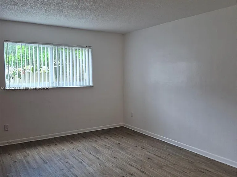 7041 Pembroke Rd #2 — Photo 10