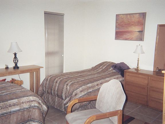 NW bedroom
