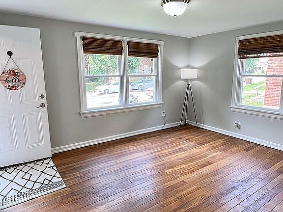 3rd image of 577 Lucas Dr
