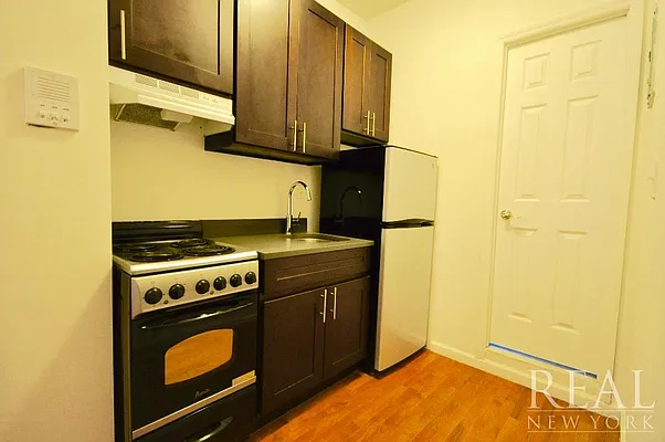 Rented by REAL New York | media 4