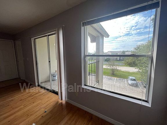 3rd image of 4708 Walden Cir APT 1831