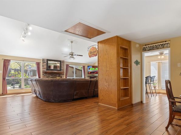 17802 Hawk Haven Ln, Spring, TX 77379