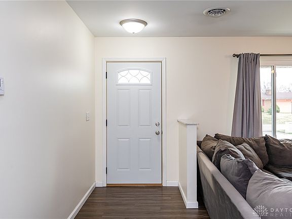 5th image of 8677 Oriole Dr