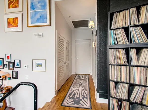 523 Grand Blvd APT 1D, Kansas City, MO 64106
