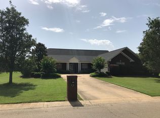 137 Mandi Dr, Saltillo, MS 38866