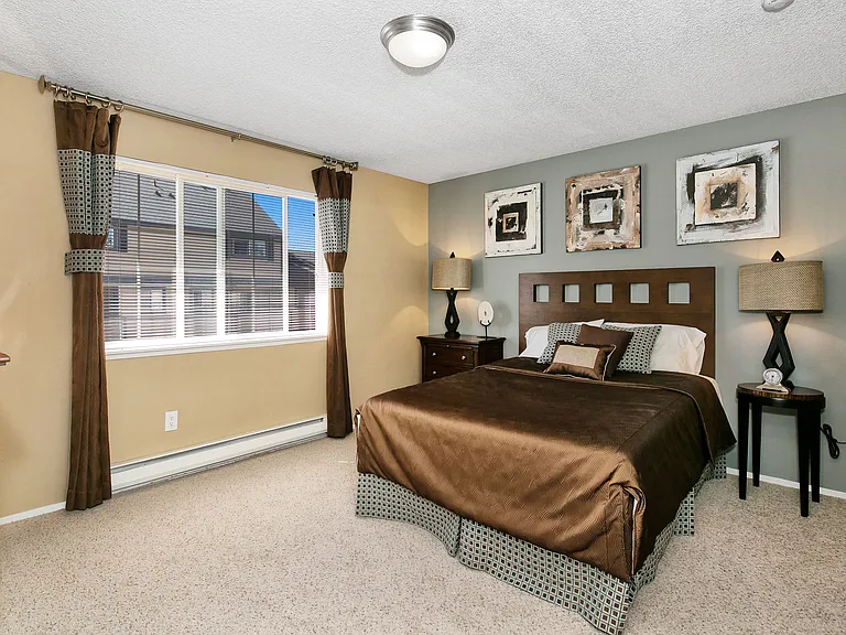 Classic Finish - Bedroom