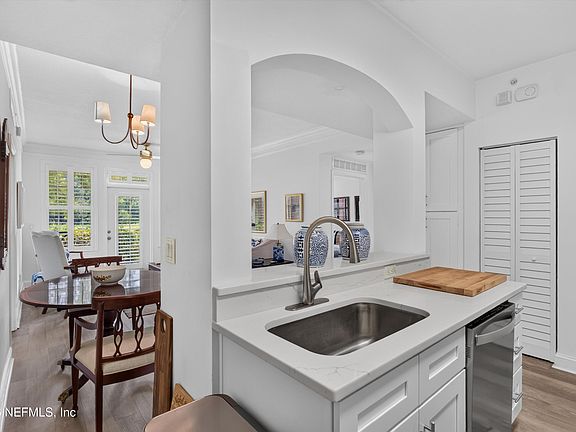 5th image of 10435 MIDTOWN Parkway #135