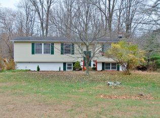 161 Milton Rd, Oak Ridge, NJ 07438