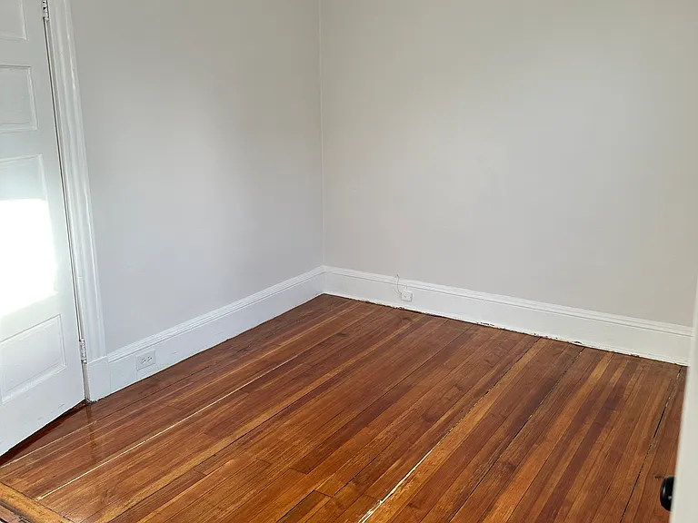 Bedroom2