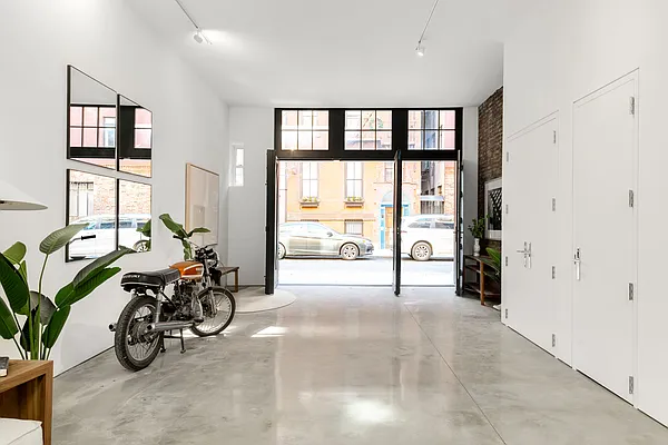 Sold by Compass | media 16