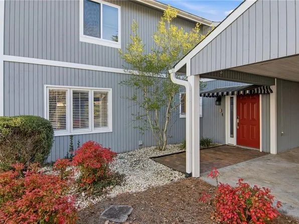 154 Pembrooke Ridge Ct, Bermuda Run, NC 27006