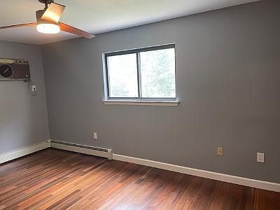 5th image of 13 Pompey Ave Floor 2