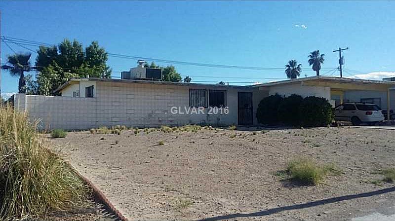 2nd image of 2251 Natalie Ave