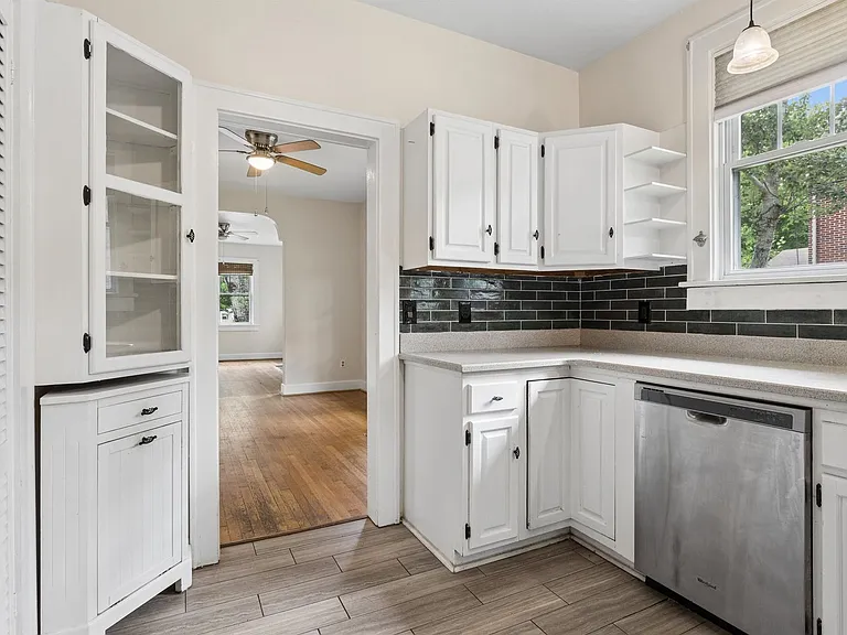 7 Willoughby Pl — Photo 14