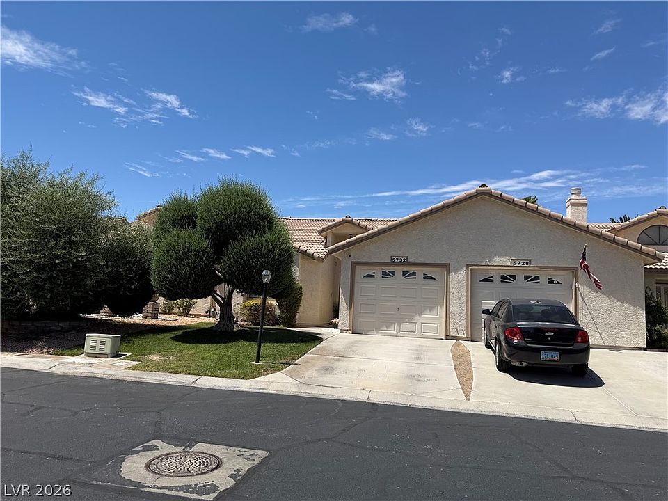 2nd image of 5732 Colwood Ln