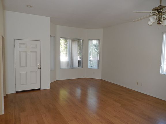 4th image of 5673 Dartmoor Cir