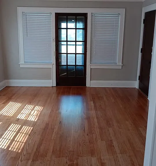 2511-2517 Mitchell Rd — Photo 1